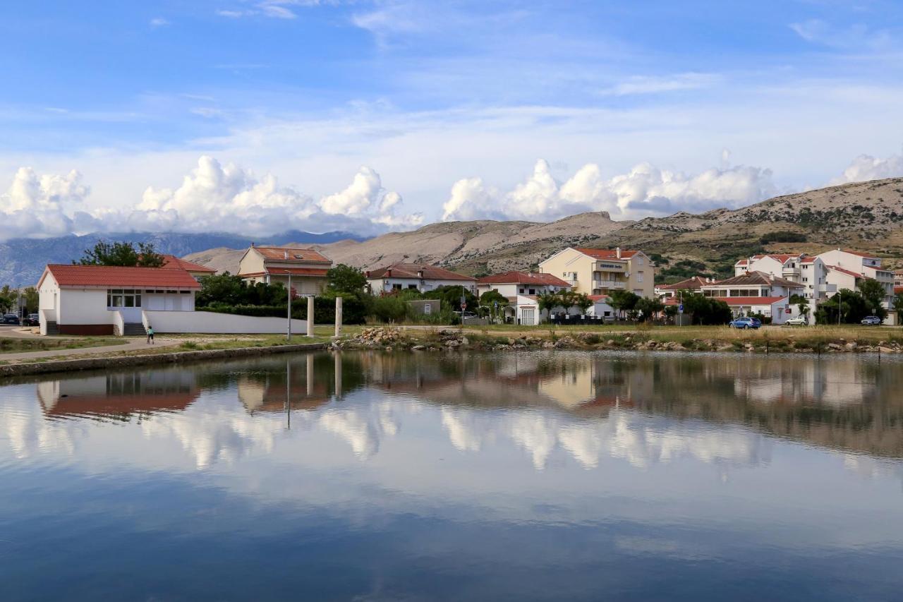 Apartmani Ria2 Pag Pag Town Kültér fotó